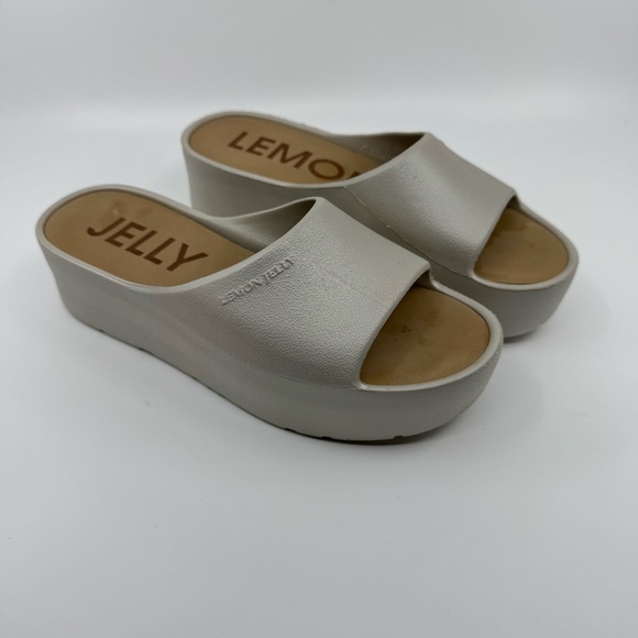 LEMON JELLY Sunny 05 Champagne Silver Platform Slides Sandals SZ 38 US 7.5 - Picture 1 of 8